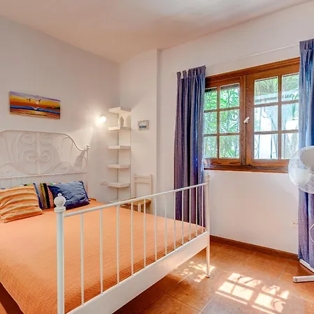 Apartment Cozy Two Bedrooms In The Heart Of Gigantes *